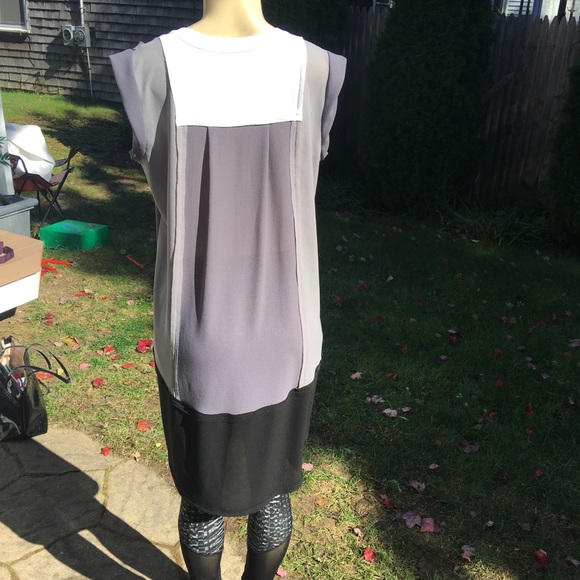Small sheer color block bcbg max tunic sleeveless - Picture 6 of 10